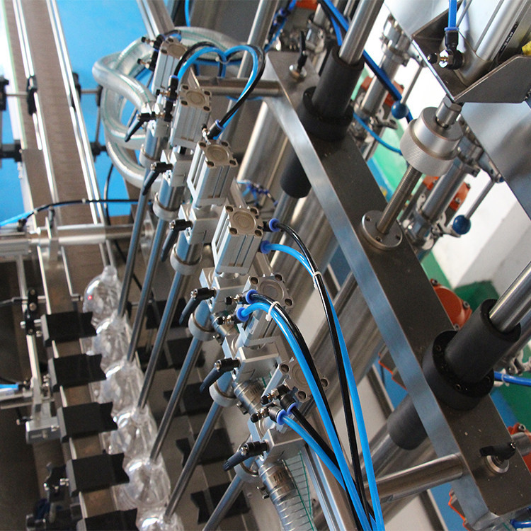 mesin mengisi minyak